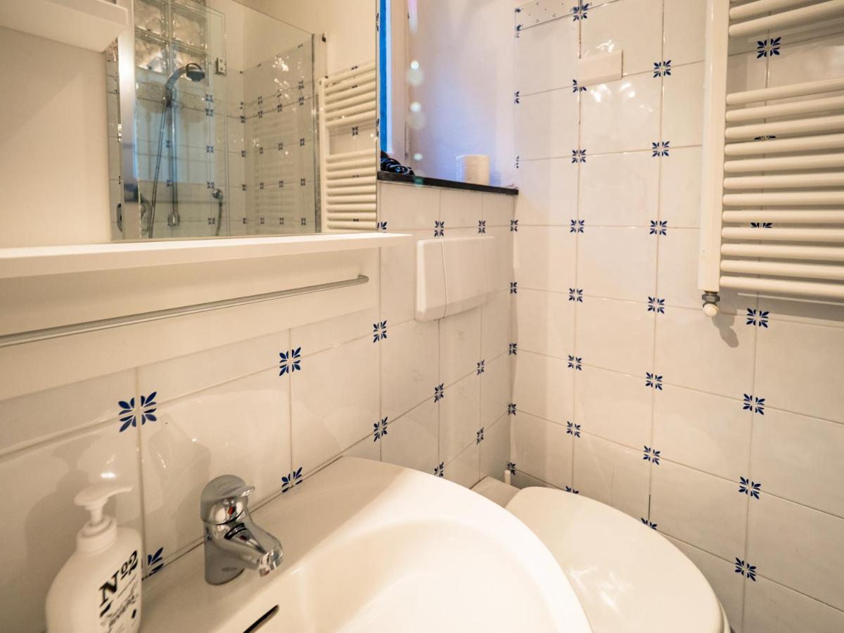 Refilea Sea View Tower Villa Вернацца Екстер'єр фото