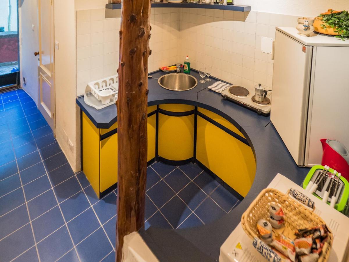 Refilea Sea View Tower Villa Вернацца Екстер'єр фото