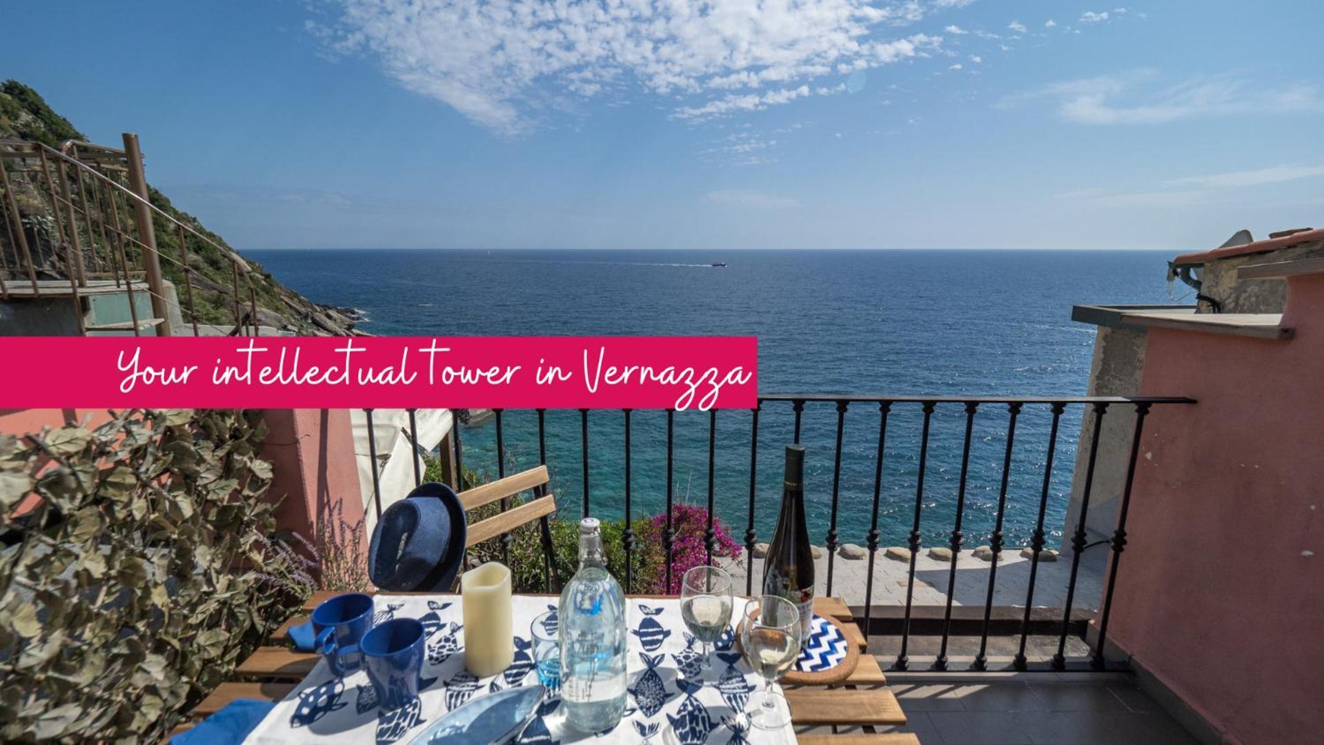 Refilea Sea View Tower Villa Вернацца Екстер'єр фото