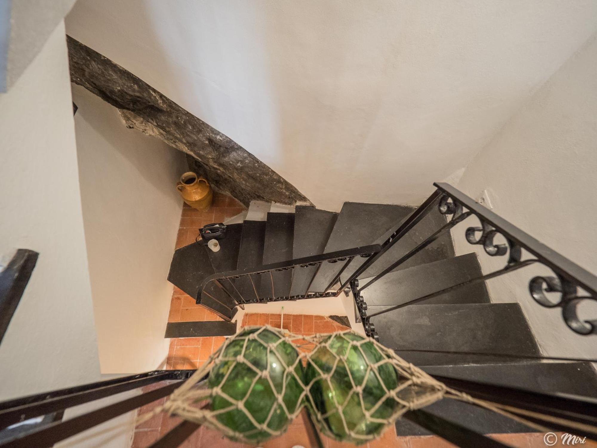 Refilea Sea View Tower Villa Вернацца Екстер'єр фото